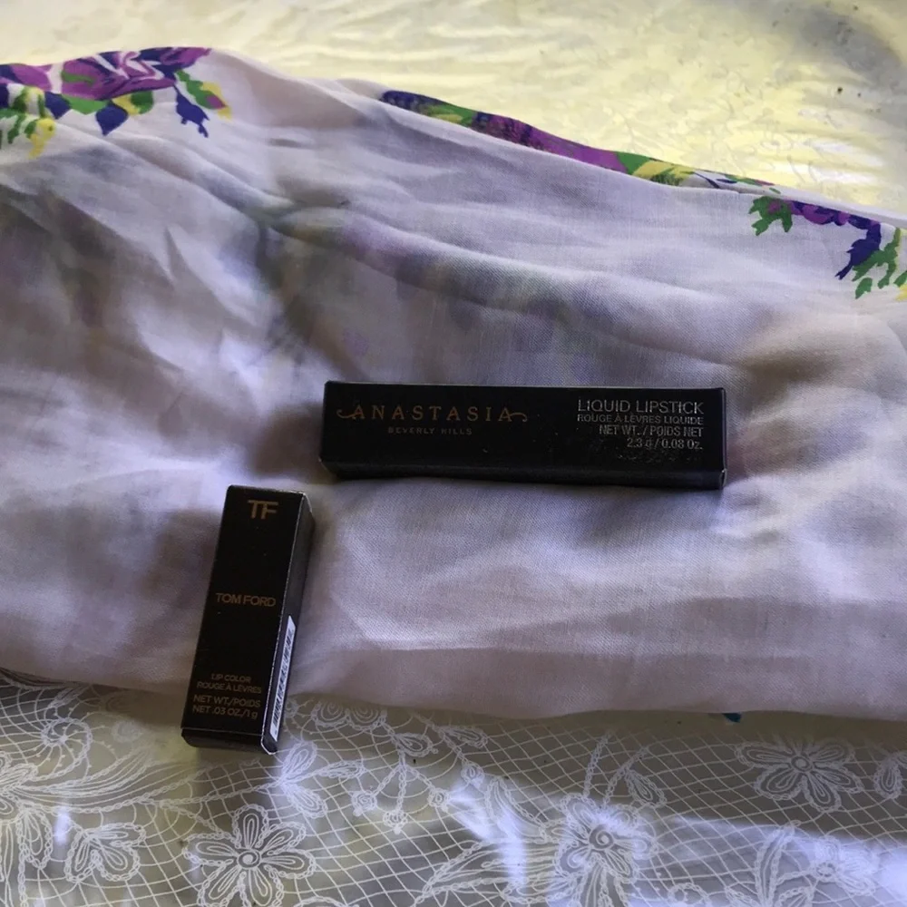 Tom Ford and Anastasia brands lipstick and liquid lipstick - Picture 2 of 5